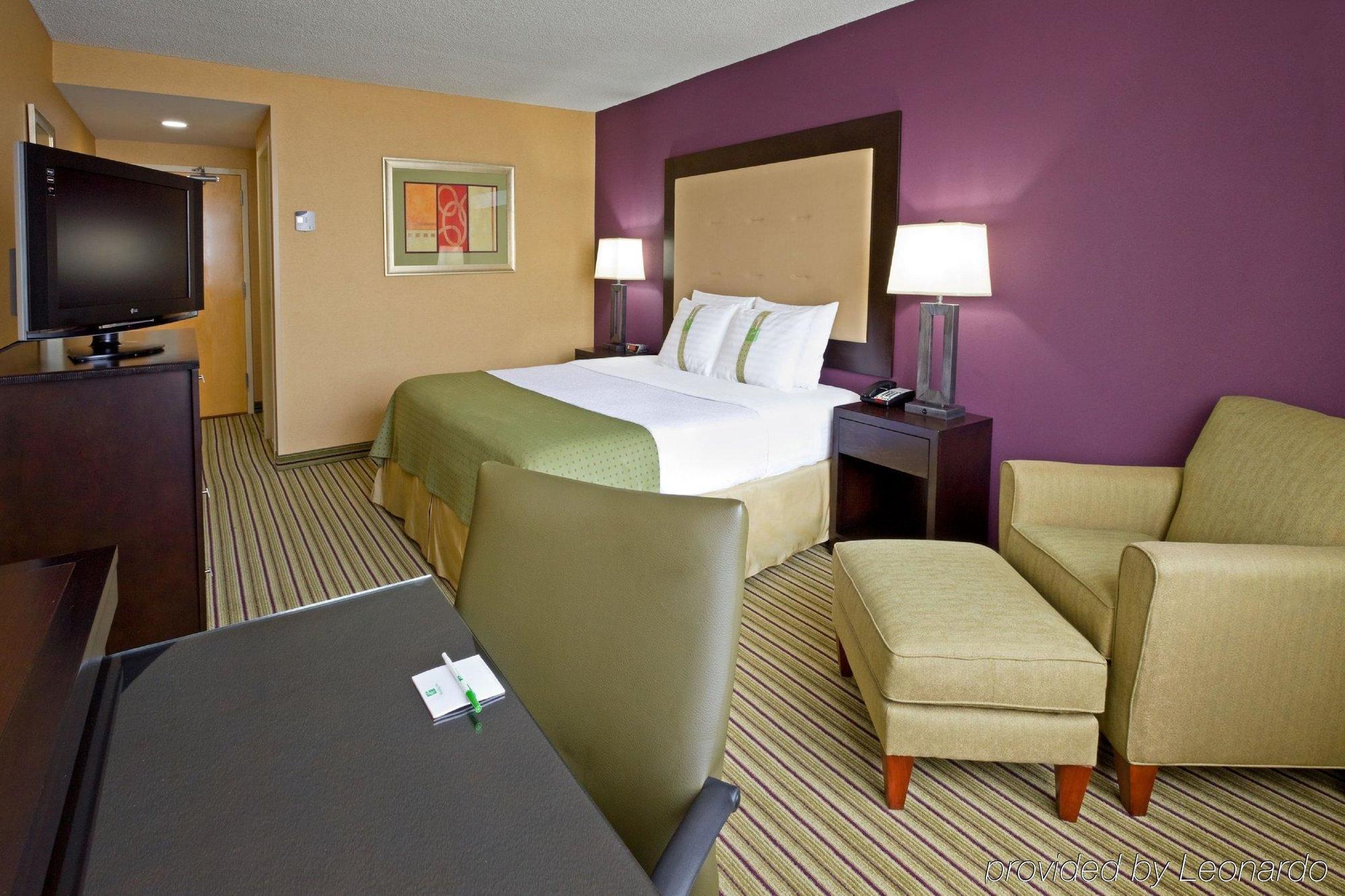 Holiday Inn & Suites Parsippany Fairfield By Ihg Екстер'єр фото